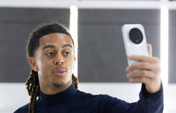 الدوري
      السعودي:
      القادسية
      يتقدم
      للقمة...
      والاتفاق
      يسقط
      التعاون