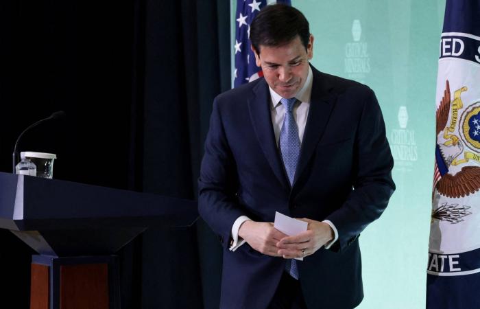 ميلانيا
      ترمب:
      المحادثات
      تتواصل
      مع
      فريق
      بوتين
      لإعادة
      أطفال
      أوكرانيين