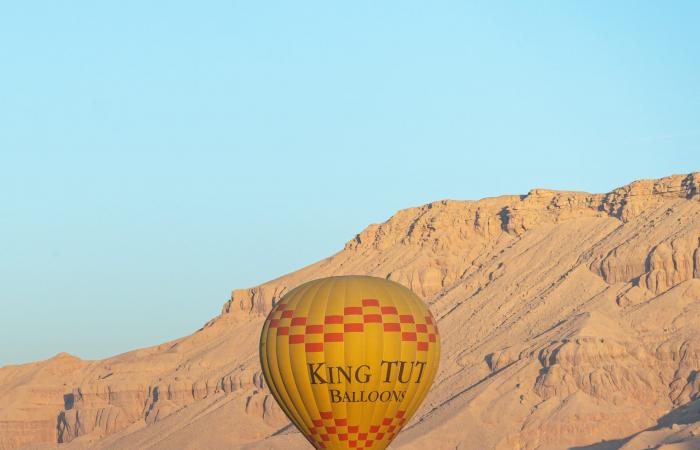 مناطيد طائرة في سماء مصر..هذا ما تكشفه عن "خبايا" الأقصر