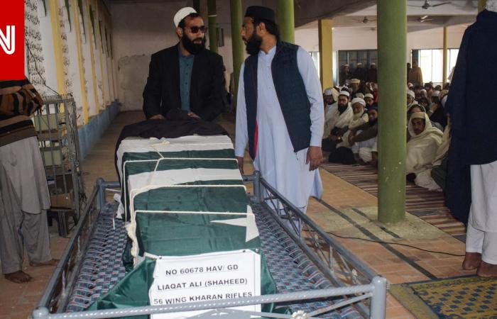 متابعة: تحقيق CNN يكشف أسلحة أمريكية الصنع بأيدي جيل جديد من "الجهاديين" والمتمردين بأخطر مناطق باكستان