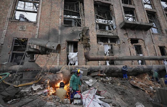 روسيا
      تدين
      مقتل
      سيف
      الإسلام
      القذافي
      وتدعو
      لتحقيق
      معمّق