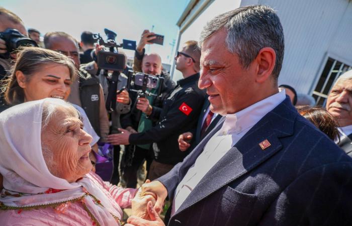 غارة
      إسرائيلية
      تستهدف
      قيادياً
      في
      «حماس»
      شارك
      بهجوم
      7
      أكتوبر