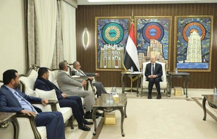 عراقيل
      حوثية
      تسبق
      اجتماعاً
      في
      عمّان
      حول
      ملف
      الأسرى
      والمحتجزين