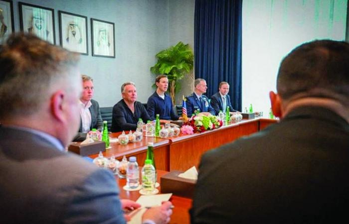 مطار
      برلين
      يوقف
      عملياته
      مؤقتاً
      بسبب
      «الجليد
      الأسود»