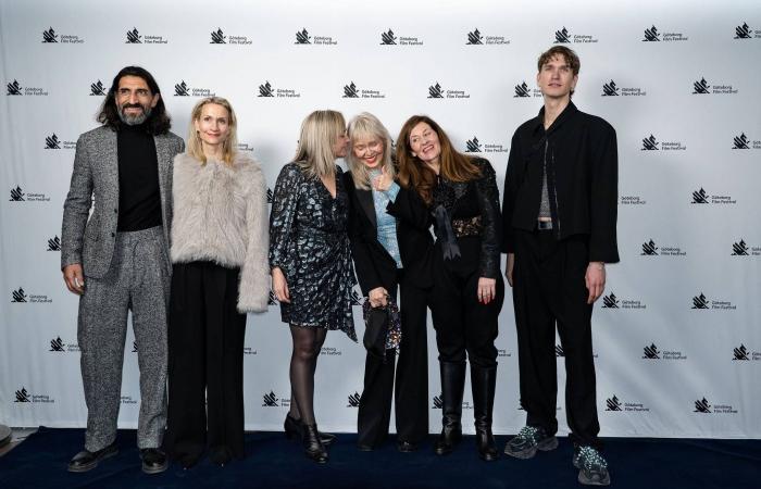 «الفراشة»...
      رحلة
      لتتبع
      ميراث
      الأم
      تعيد
      اكتشاف
      معنى
      الحياة