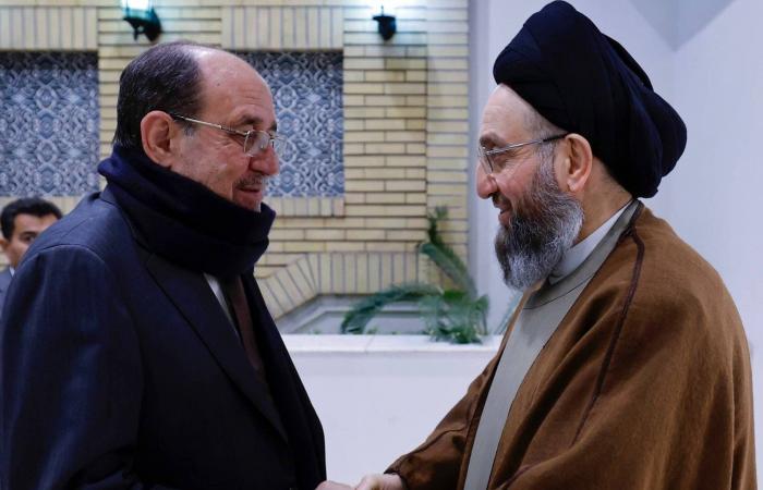 الحلبوسي
      يكشف
      تفاصيل
      جديدة
      عن
      رسالة
      أميركية
      برفض
      المالكي