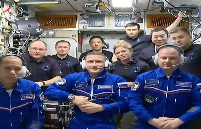 «الحمام
      المسيّر»…
      روسيا
      تطوّر
      طائرات
      بيولوجية
      للمراقبة
      والحرب