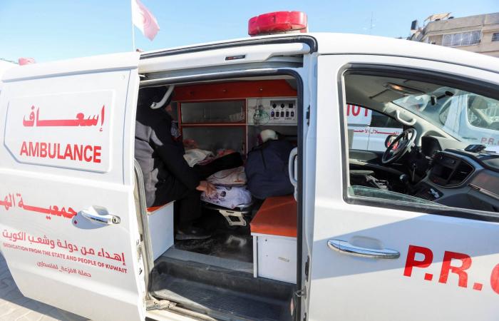 «حزب
      الله»
      يتضامن
      مع
      إيران...
      وجعجع:
      إنهاء
      أزمة
      لبنان
      يبدأ
      بوقف
      دعمها
      له