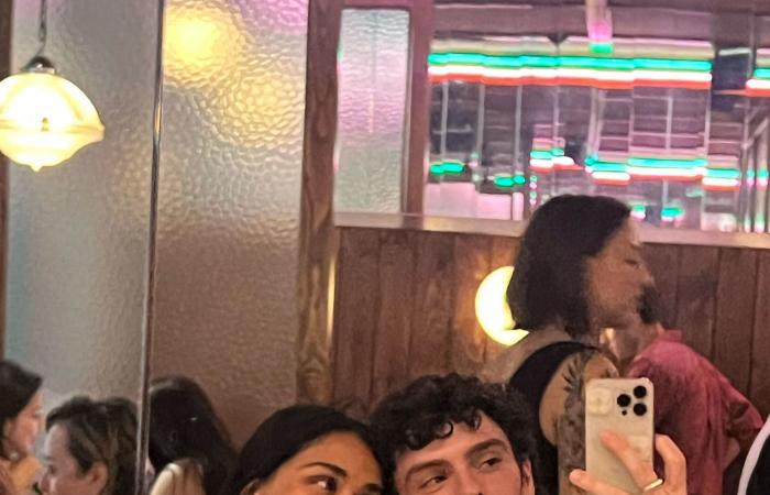 ما هو مفهوم "ليلة الأعمال الإدارية" الرائج ولِمَ ينعكس إيجابًا على العلاقات؟