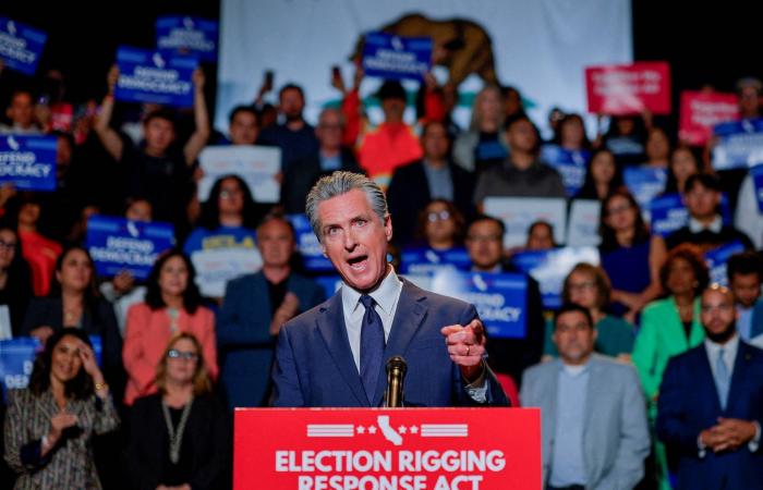 ترمب
      يعلن
      «دعمه
      الكامل»
      لأوربان
      في
      انتخابات
      المجر