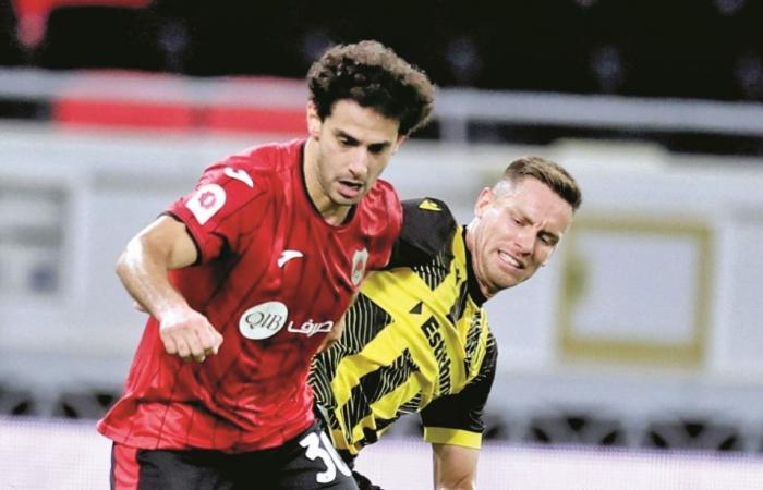 القطراوي والرهيب.. صراع من أجل المربع