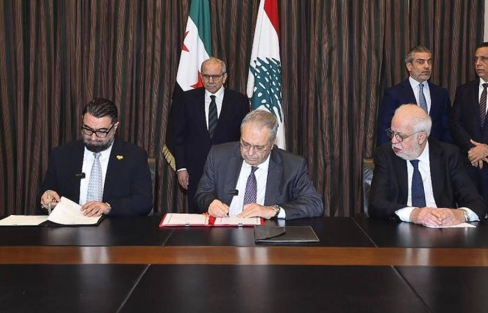 لبنان
      وسوريا
      يوقّعان
      اتفاقية
      لنقل
      أكثر
      من
      300
      سجين
      إلى
      دمشق