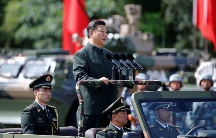 قتلى
      وجرحى
      بانفجار
      في
      مسجد
      بباكستان