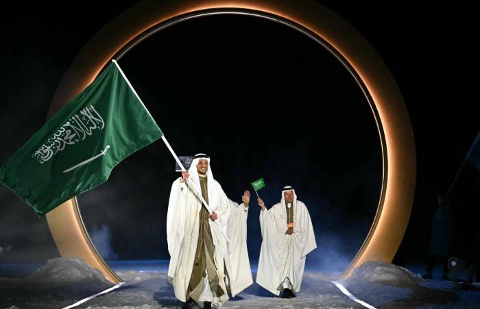 انطلاق
      حفل
      افتتاح
      الأولمبياد
      الشتوي
      من
      4
      مواقع