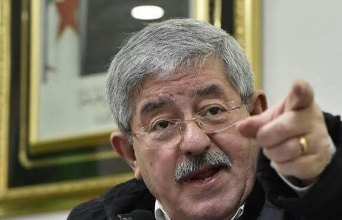 وزير
      جزائري
      هارب
      يواجه
      حكماً
      جديداً
      بالسجن
      20
      سنة