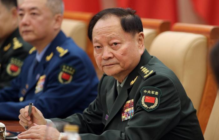 قتلى
      وجرحى
      بانفجار
      في
      مسجد
      بباكستان