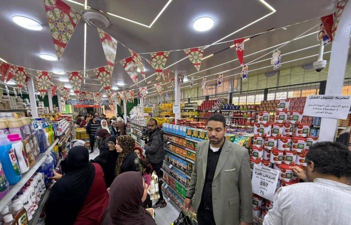 مصر:
      إجراءات
      حكومية
      للحد
      من
      ارتفاع
      أسعار
      السلع
      قبل
      رمضان