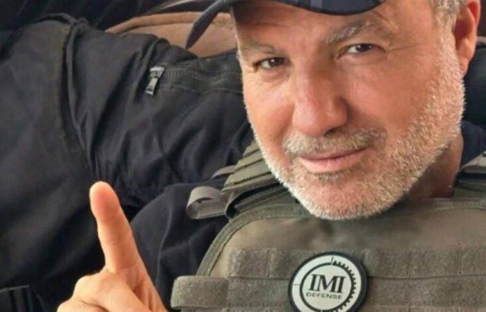 الجيش
      الإسرائيلي
      يتباهى
      بـ5
      ميليشيات
      تعمل
      لمصلحته
      في
      غزة