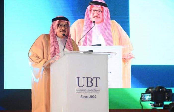 ألف
      زهرة
      تتفتح
      تطريزاً
      على
      الأوشحة
      وفساتين
      السهرة