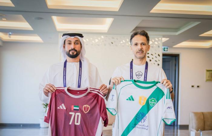 دوري
      النخبة
      الآسيوي:
      شباب
      الأهلي
      دبي
      في
      مهمة
      شاقة
      أمام
      الهلال