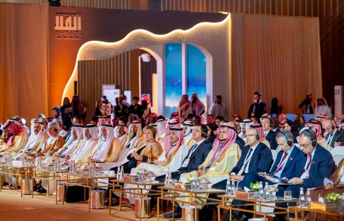 التجربة
      السعودية
      ترسم
      خريطة
      طريق
      الاقتصادات
      الناشئة