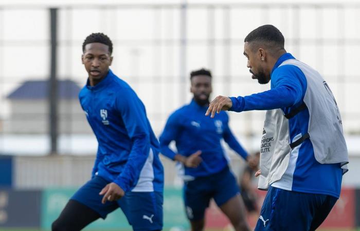 دوري
      النخبة
      الآسيوي:
      شباب
      الأهلي
      دبي
      في
      مهمة
      شاقة
      أمام
      الهلال
