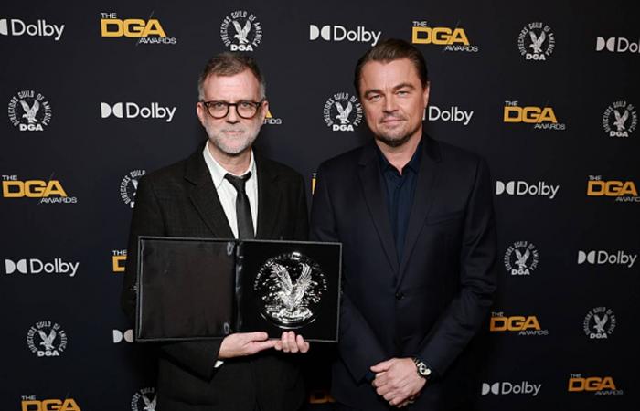 معرض
      مصري
      يُعيد
      تشكيل
      النمط
      الاستهلاكي
      فنياً