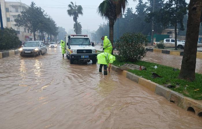 فيضانات
      وسيول
      جارفة
      شمال
      غربي
      سوريا
      تفوق
      القدرة
      على
      الاستجابة