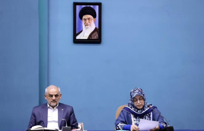 خامنئي:
      الاحتجاجات
      محاولة
      انقلابية
      من
      تدبير
      أميركا
      وإسرائيل