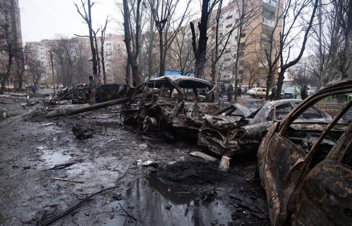 ثلاثة
      قتلى
      في
      غارات
      روسية
      ليلية
      على
      أوكرانيا