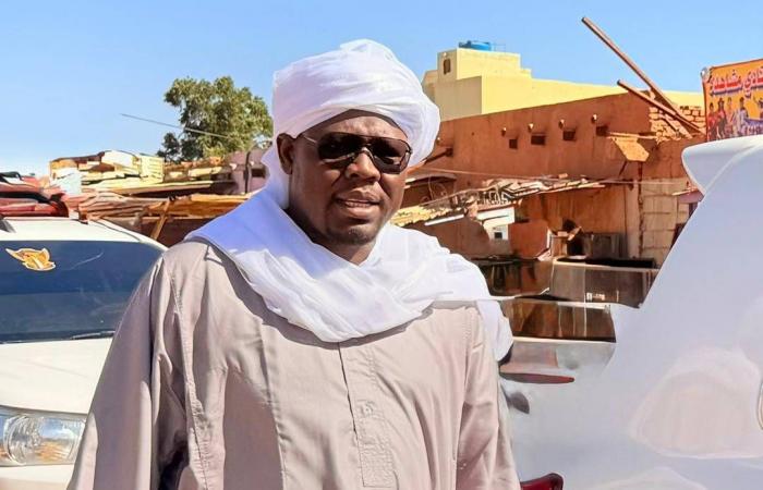 مشاورات
      بين
      الجيش
      و«الكتلة
      الديمقراطية»
      لتشكيل
      برلمان
      سوداني
      مؤقت