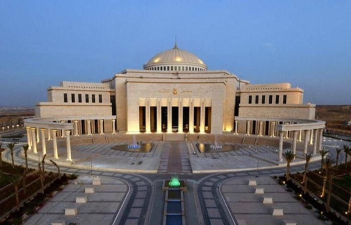 تعديل
      حكومي
      في
      مصر
      يشمل
      13
      وزيراً
      جديداً