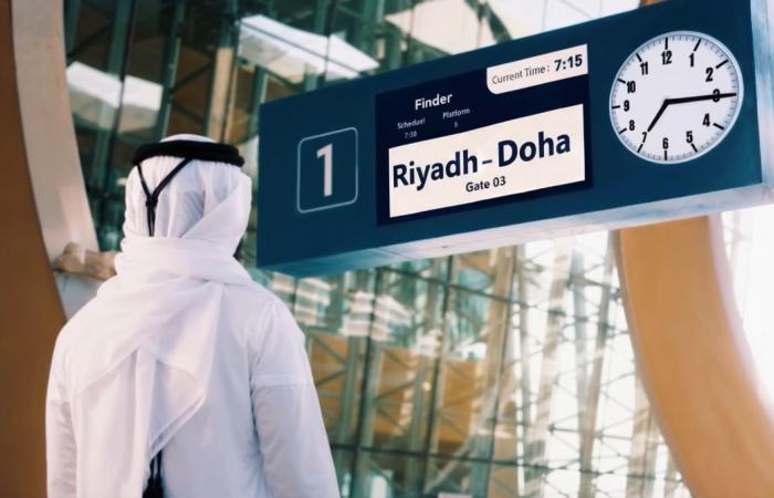 يربط الدوحة والرياض بطول 785 كم.. مجلس الوزراء السعودي يوافق على اتفاقية القطار الكهربائي السريع بين قطر والمملكة