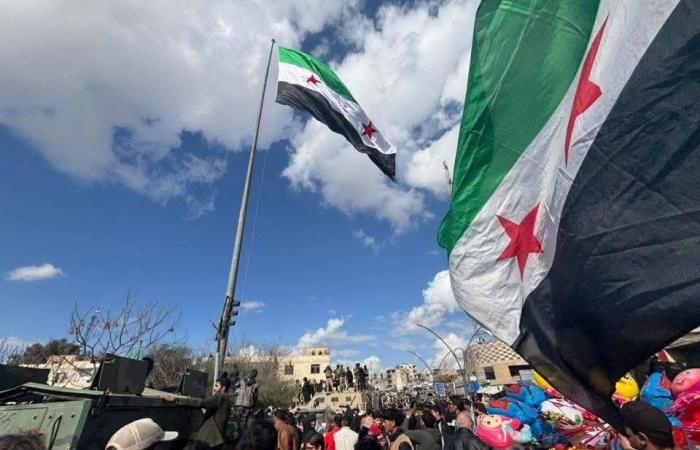 لاريجاني
      يلتقي
      رئيس
      المجلس
      القيادي
      لـ«حماس»
      في
      الدوحة