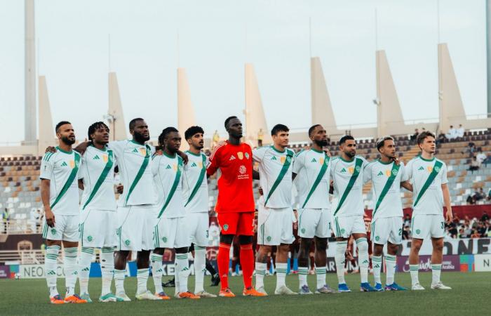 روبنسون:
      فرانك
      «ضحية»…
      ومشكلات
      توتنهام
      ليست
      مسؤوليته