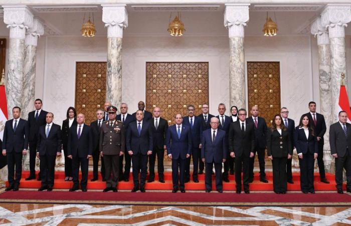 السودان:
      مقتل
      15
      شخصاً
      على
      الأقل
      بعد
      غرق
      مركب
      في
      نهر
      النيل