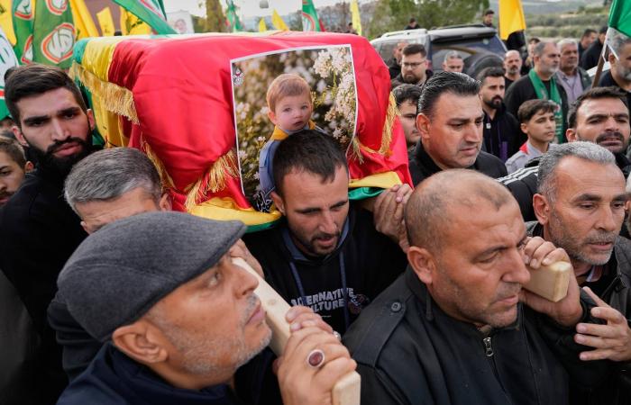 القنابل
      الصوتية
      تحاصر
      أهالي
      قرى
      جنوب
      لبنان:
      رسائل
      ترهيب
      وتهجير