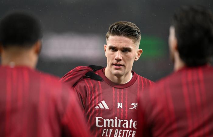 تقرير
      «CIES»:
      الهلال
      الرابع
      عالمياً
      بصافي
      195
      مليون
      يورو