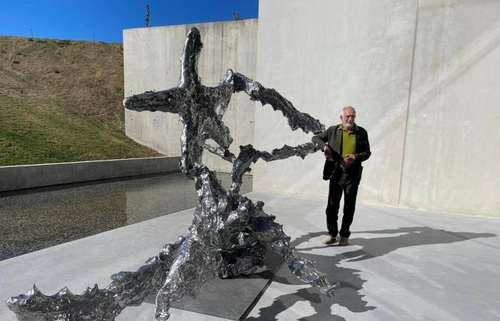 إعلان
      2029
      عاماً
      ثقافياً
      مشتركاً
      بين
      بريطانيا
      والسعودية