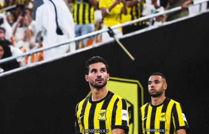 روبنسون:
      فرانك
      «ضحية»…
      ومشكلات
      توتنهام
      ليست
      مسؤوليته