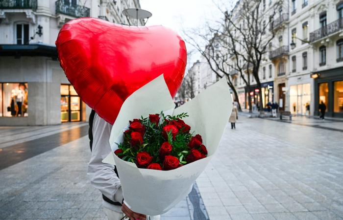 هدايا عيد الحب..دليل اختيار الهدية المثالية التي تُفرح الشريك