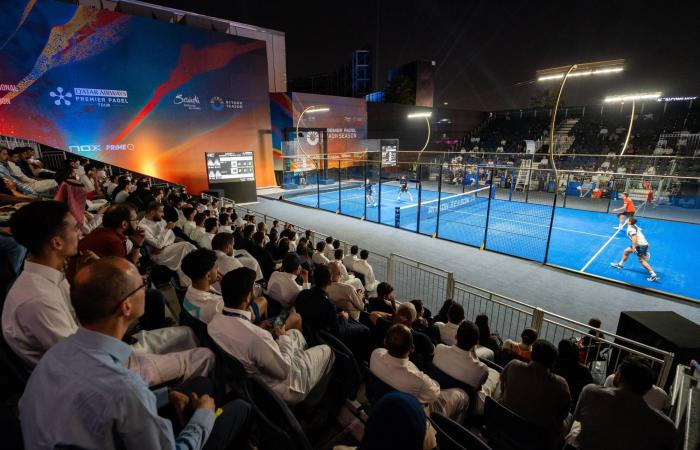 ربع
      النهائي
      يكتمل
      في
      «بريميير
      بادل»...
      ورونالدو
      يخطف
      الأنظار