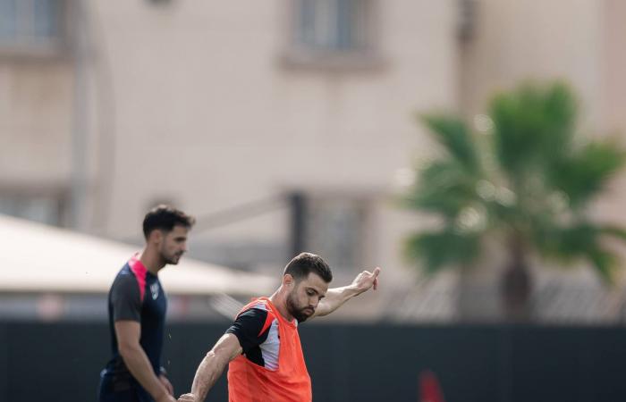 الدوري
      السعودي...
      القادسية
      لتجاوز
      عثراته
      على
      حساب
      نيوم