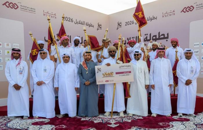 فريق العديد يتوج ببيرق بطولة القلايل للصيد التقليدي 2026