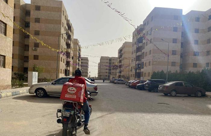 مصر:
      عمال
      «الديلفري»
      شريحة
      تزداد
      من
      دون
      غطاء
      اجتماعي