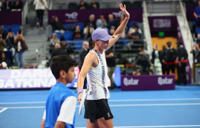 «إيــغــــا» تنـجــــــو مـــــن فـــــــخ «داريـــا»