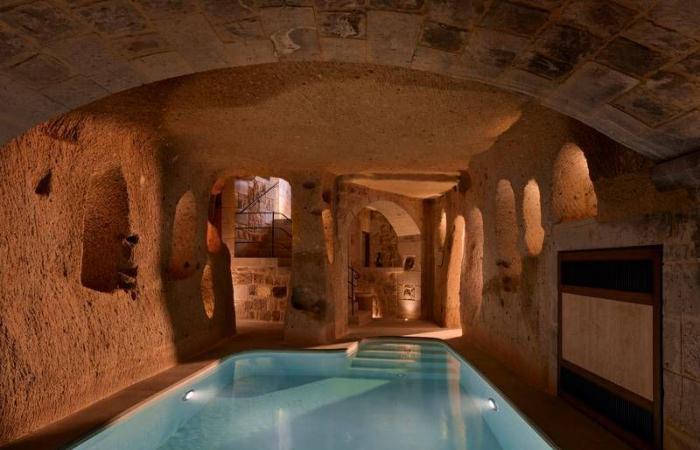 مضيفة
      طيران
      سابقة
      تكشف
      أسوأ
      مقعد
      في
      الطائرة
      لبشرتك