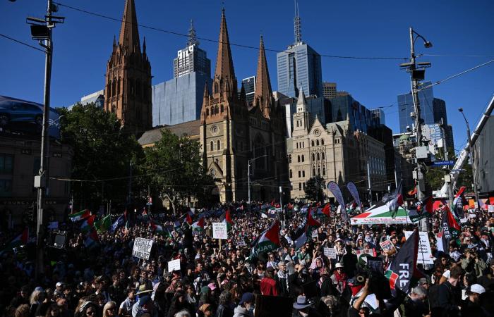 الرئيس
      الإسرائيلي:
      معاداة
      السامية
      في
      أستراليا
      «مخيفة
      ومقلقة»