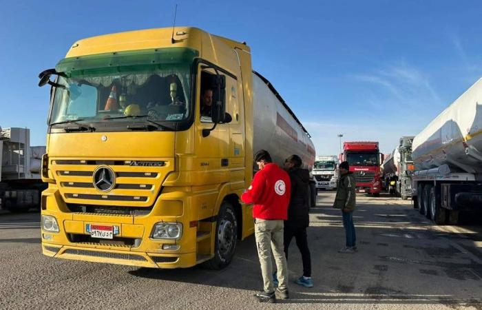 محافظ
      شمال
      سيناء:
      لا
      تهديدات
      سياسية
      أو
      أمنية
      لمصر
      وقواتها
      قوية