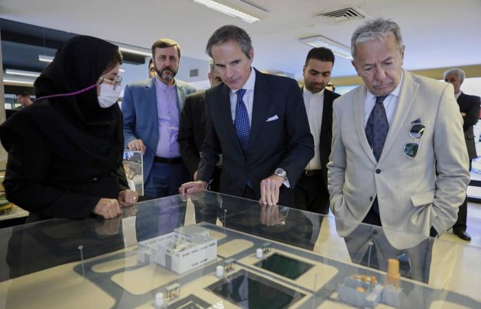 «الطيران
      الأوروبية»
      تمدد
      تحذير
      تجنب
      المجال
      الجوي
      الإيراني
      حتى
      نهاية
      مارس